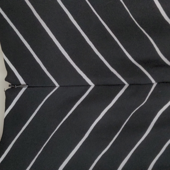 Banana Republic Women's Size 12 Petite One Piece Career Wear Dress - Picture 9 of 10